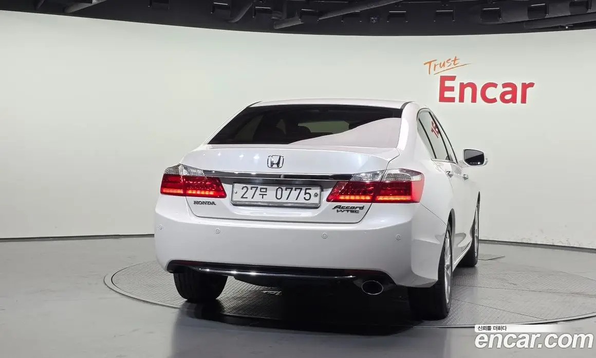 Honda Accord 2015 2.4 автомат (гидро), фото 4 Honda Accord 2015 2.4 автомат (гидро), фото 4