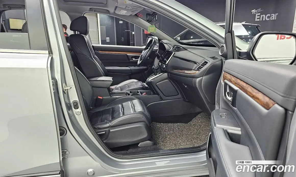 Honda CR-V 2019 1.5 автомат (гидро), фото 11