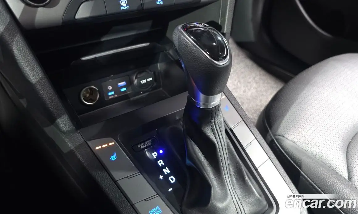 Hyundai Avante 2017 1.6 автомат (гидро), фото 12 Hyundai Avante 2017 1.6 автомат (гидро), фото 12