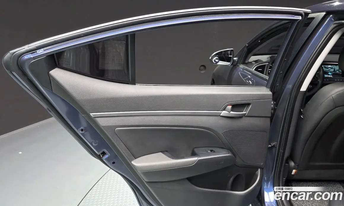Hyundai Avante 2017 1.6 автомат (гидро), фото 15 Hyundai Avante 2017 1.6 автомат (гидро), фото 15