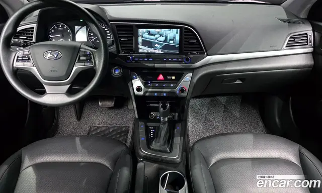 Hyundai Avante 2017 1.6 автомат (гидро), миниатюра 10 Hyundai Avante 2017 1.6 автомат (гидро), миниатюра 10