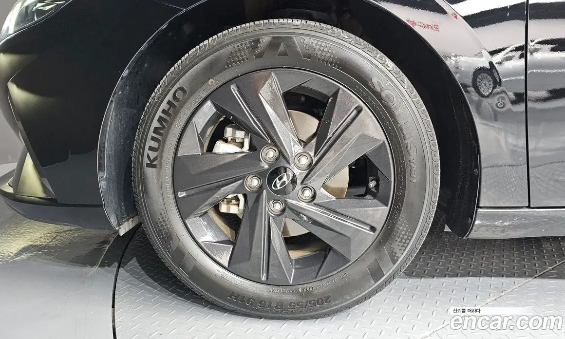 Hyundai Avante 2021 1.6 автомат (гидро), фото 5