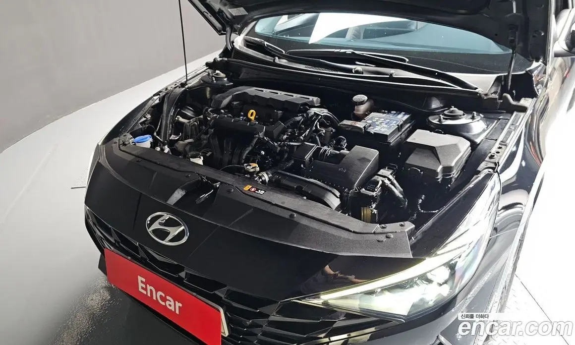 Hyundai Avante 2021 1.6 автомат (гидро), фото 6