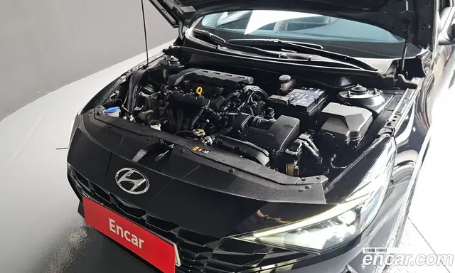 Hyundai Avante 2021 1.6 автомат (гидро), миниатюра 6