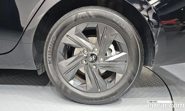 Hyundai Avante 2021 1.6 автомат (гидро), миниатюра 7