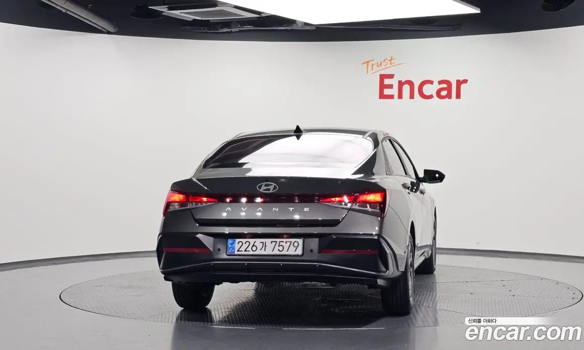 Hyundai Avante 2023 1.6 автомат (гидро), фото 4 Hyundai Avante 2023 1.6 автомат (гидро), фото 4
