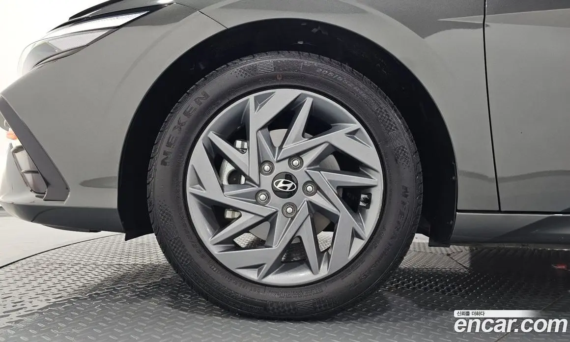 Hyundai Avante 2023 1.6 автомат (гидро), фото 5 Hyundai Avante 2023 1.6 автомат (гидро), фото 5