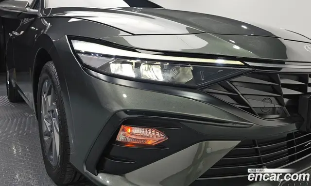 Hyundai Avante 2023 1.6 автомат (гидро), миниатюра 8 Hyundai Avante 2023 1.6 автомат (гидро), миниатюра 8
