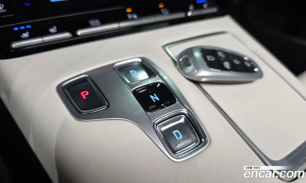 Hyundai Grandeur 2022 2.4 автомат (гидро), фото 12