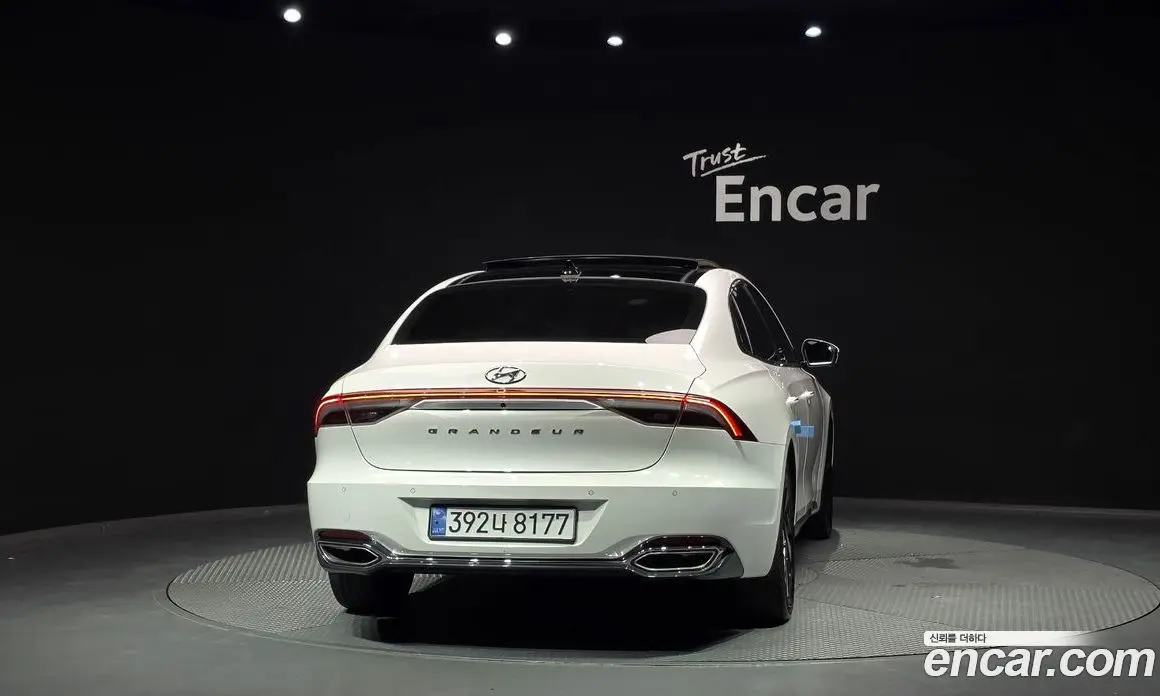 Hyundai Grandeur 2022 2.4 автомат (гидро), фото 4