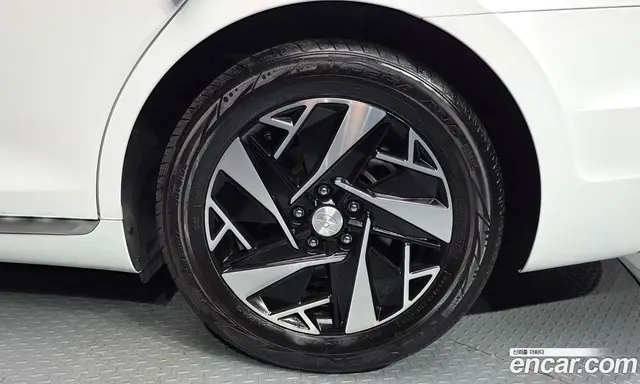 Hyundai Grandeur 2022 2.4 автомат (гидро), миниатюра 7