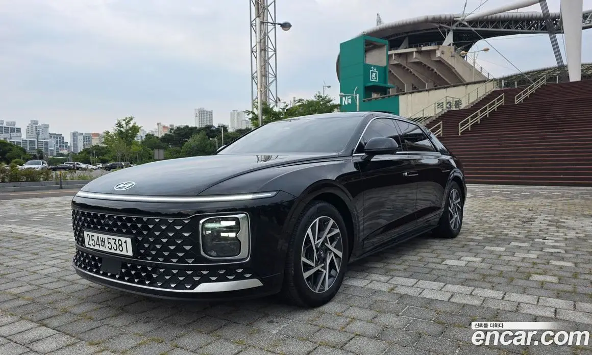Hyundai Grandeur 2023 1.6 автомат (гидро), фото 1 Hyundai Grandeur 2023 1.6 автомат (гидро), фото 1
