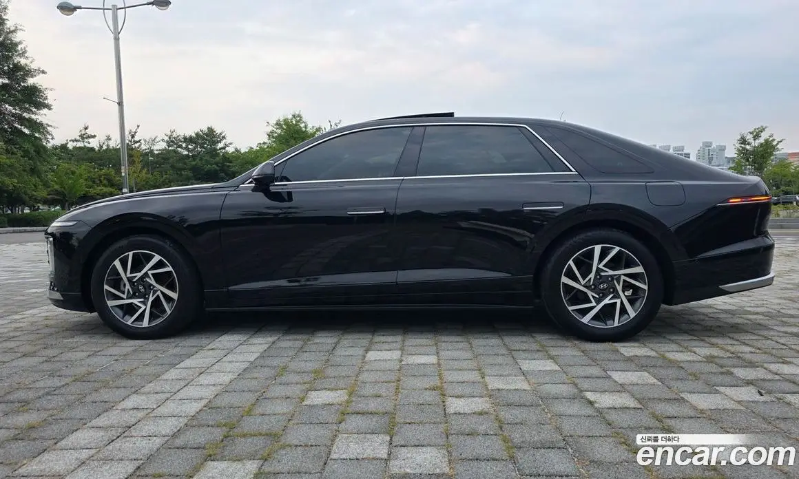 Hyundai Grandeur 2023 1.6 автомат (гидро), фото 7 Hyundai Grandeur 2023 1.6 автомат (гидро), фото 7
