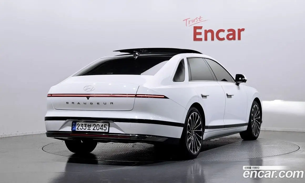 Hyundai Grandeur 2024 2.5 автомат (гидро), фото 2 Hyundai Grandeur 2024 2.5 автомат (гидро), фото 2
