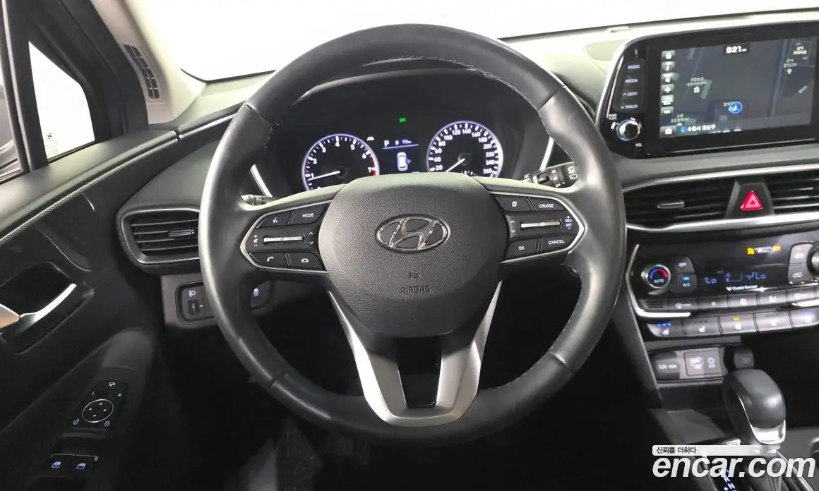 Hyundai Santa Fe 2019 2.0 автомат (гидро), фото 19