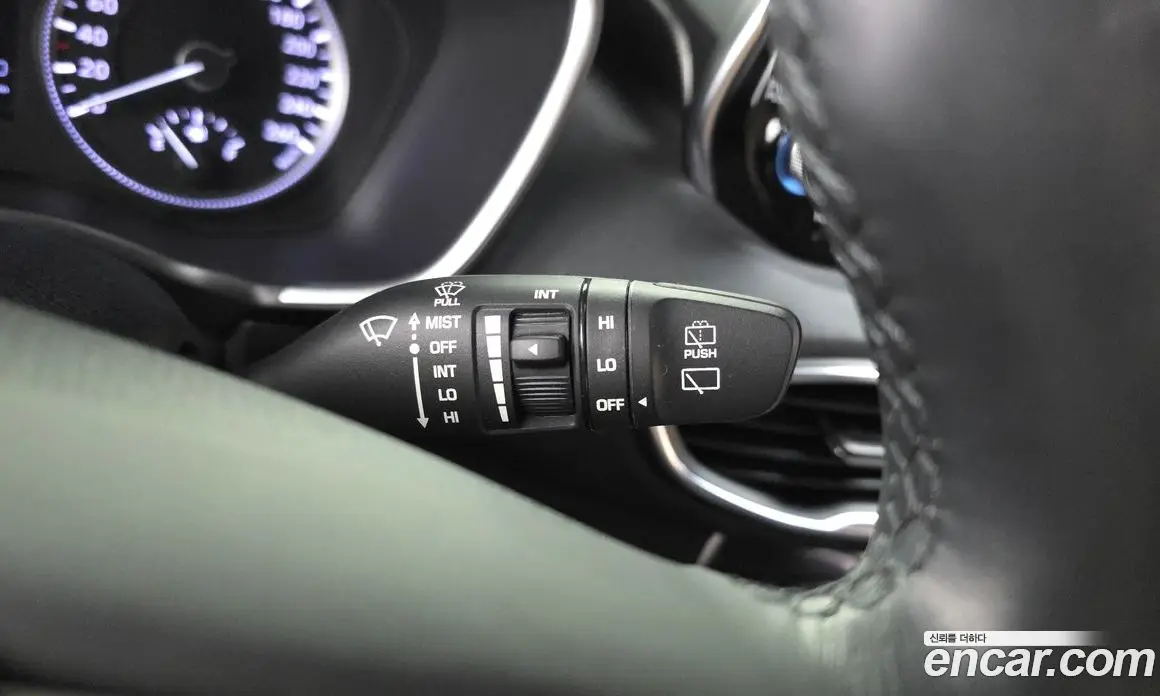 Hyundai Santa Fe 2019 2.0 автомат (гидро), фото 28