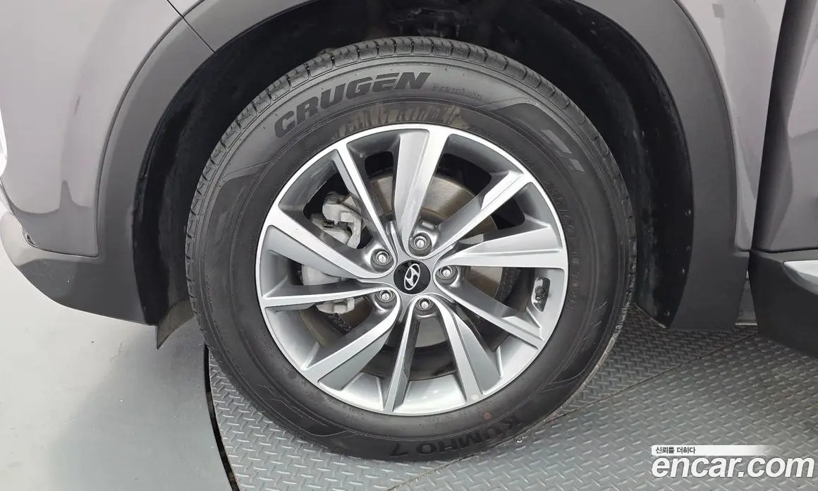 Hyundai Santa Fe 2019 2.0 автомат (гидро), фото 5