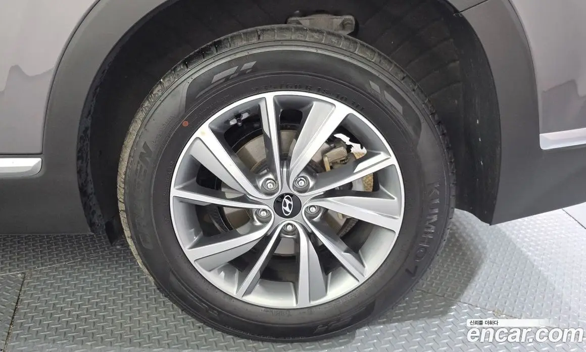 Hyundai Santa Fe 2019 2.0 автомат (гидро), фото 7