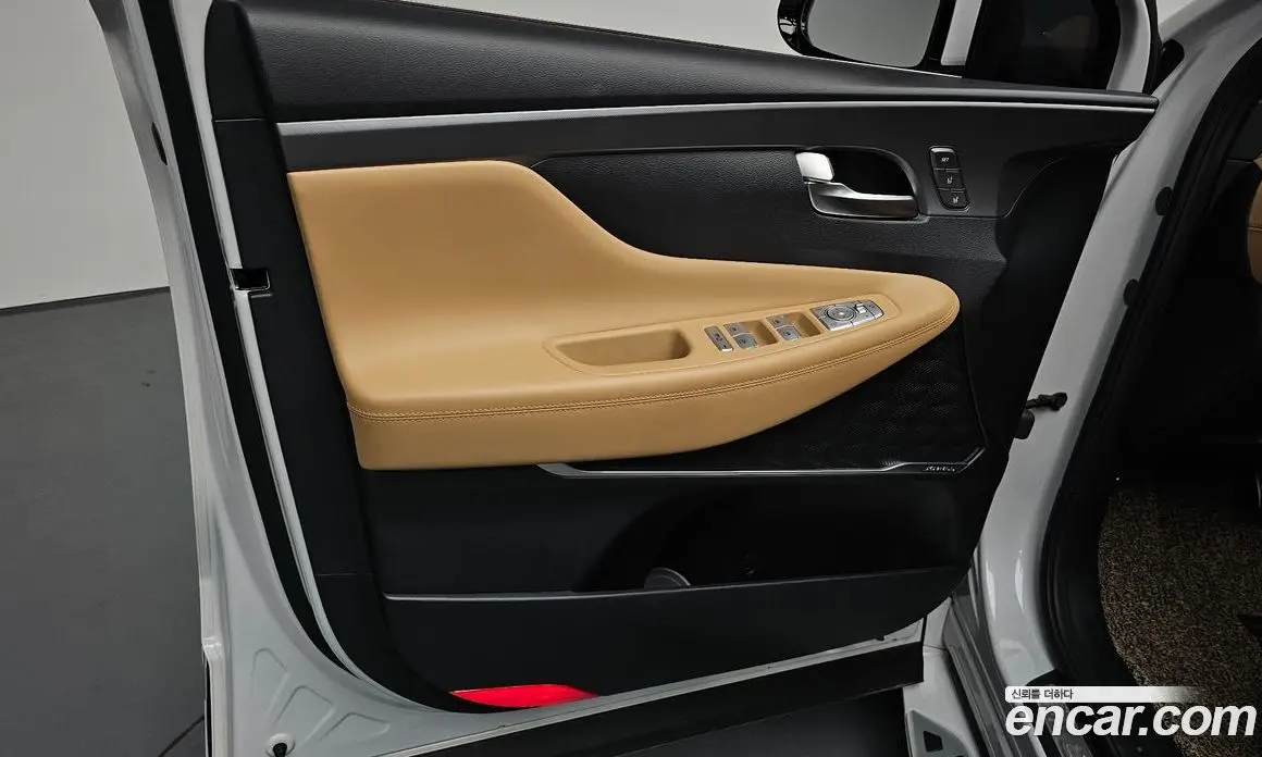 Hyundai Santa Fe 2020 2.5 автомат (гидро), фото 13