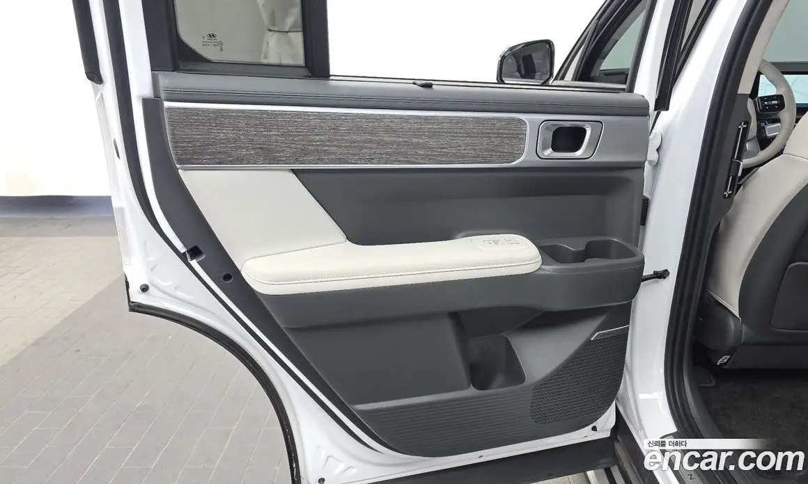 Hyundai Santa Fe 2024 1.6 автомат (гидро), фото 14
