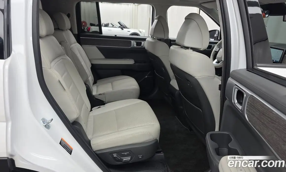 Hyundai Santa Fe 2024 1.6 автомат (гидро), фото 17