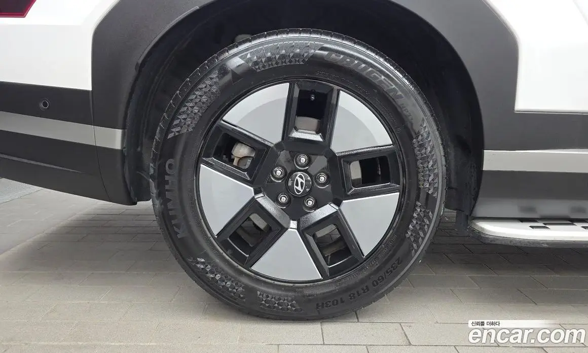 Hyundai Santa Fe 2024 1.6 автомат (гидро), фото 4