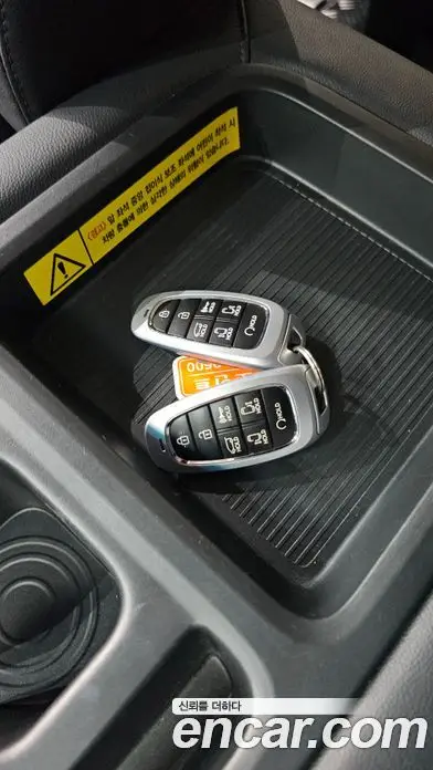 Hyundai Staria 2023 3.5 автомат (гидро), фото 19