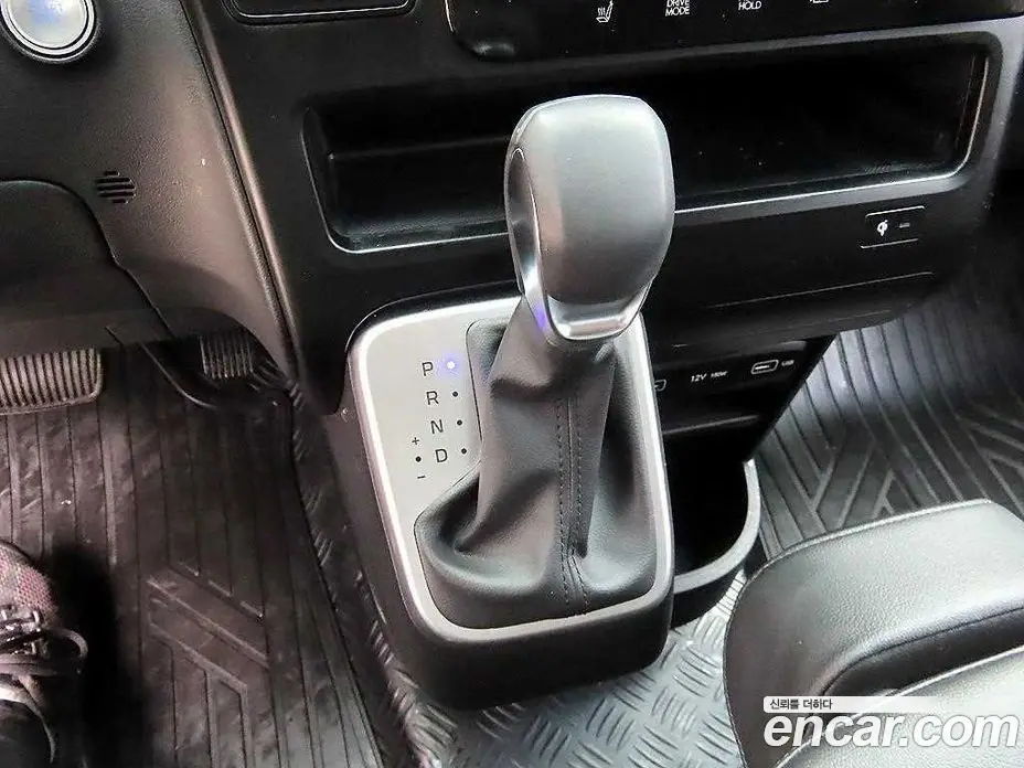 Hyundai Staria 2023 3.5 автомат (гидро), фото 11 Hyundai Staria 2023 3.5 автомат (гидро), фото 11