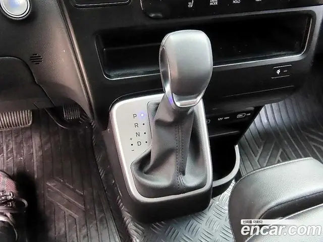 Hyundai Staria 2023 3.5 автомат (гидро), миниатюра 11 Hyundai Staria 2023 3.5 автомат (гидро), миниатюра 11