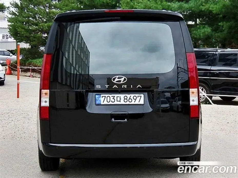 Hyundai Staria 2023 3.5 автомат (гидро), фото 4 Hyundai Staria 2023 3.5 автомат (гидро), фото 4