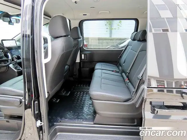 Hyundai Staria 2023 3.5 автомат (гидро), миниатюра 6 Hyundai Staria 2023 3.5 автомат (гидро), миниатюра 6