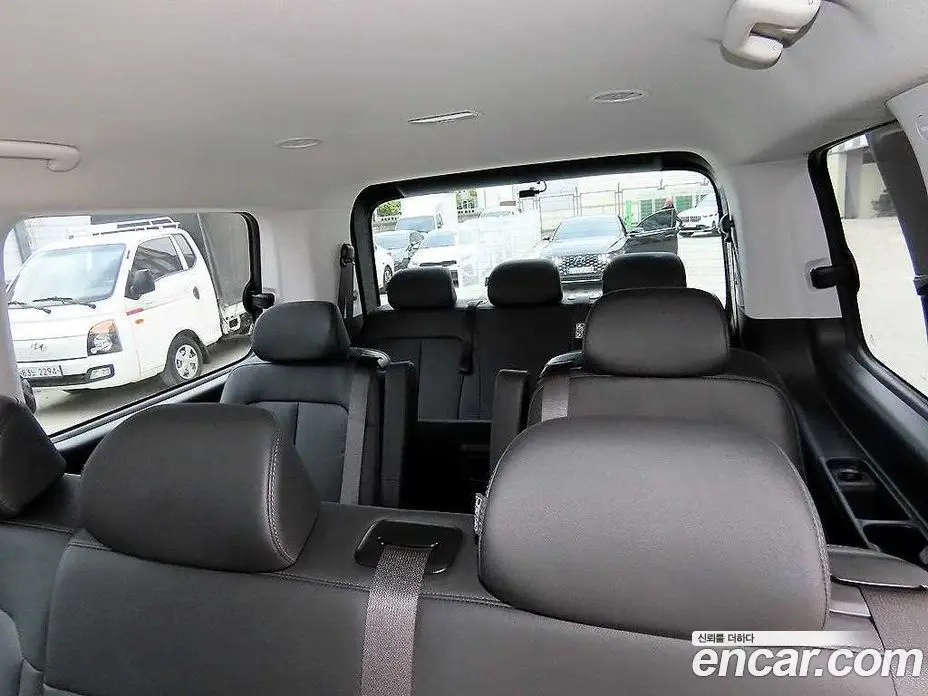 Hyundai Staria 2023 3.5 автомат (гидро), фото 7 Hyundai Staria 2023 3.5 автомат (гидро), фото 7