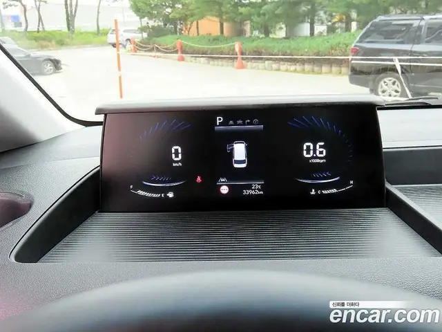 Hyundai Staria 2023 3.5 автомат (гидро), миниатюра 10 Hyundai Staria 2023 3.5 автомат (гидро), миниатюра 10