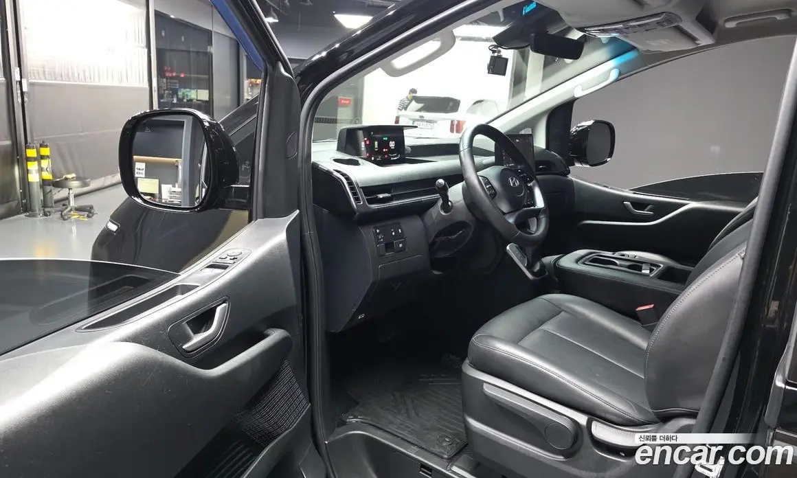 Hyundai Staria 2024 3.5 автомат (гидро), фото 13 Hyundai Staria 2024 3.5 автомат (гидро), фото 13