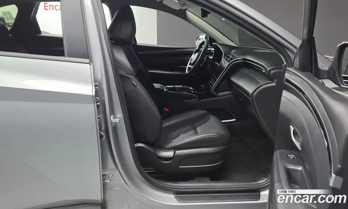 Hyundai Tucson 2023 2.0 автомат (гидро), фото 11