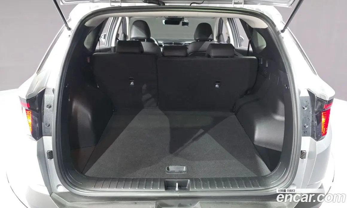 Hyundai Tucson 2023 2.0 автомат (гидро), фото 17