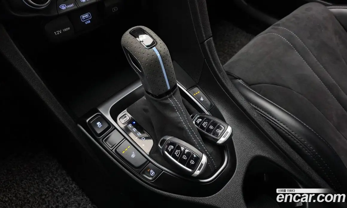 Hyundai Veloster 2020 2.0 автомат (гидро), фото 11 Hyundai Veloster 2020 2.0 автомат (гидро), фото 11