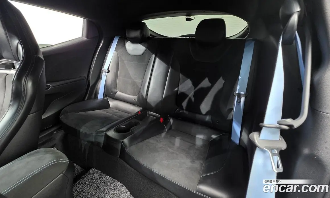 Hyundai Veloster 2020 2.0 автомат (гидро), фото 17 Hyundai Veloster 2020 2.0 автомат (гидро), фото 17