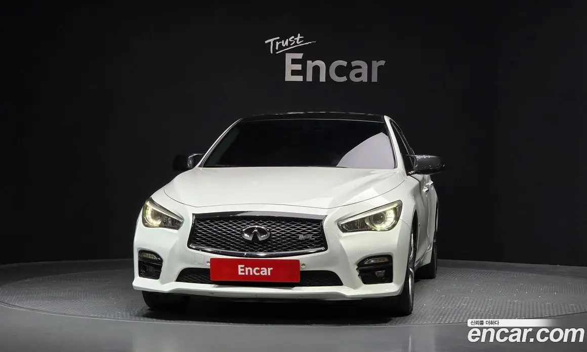 Infiniti Q50 2015 3.5 автомат (гидро), фото 3 Infiniti Q50 2015 3.5 автомат (гидро), фото 3