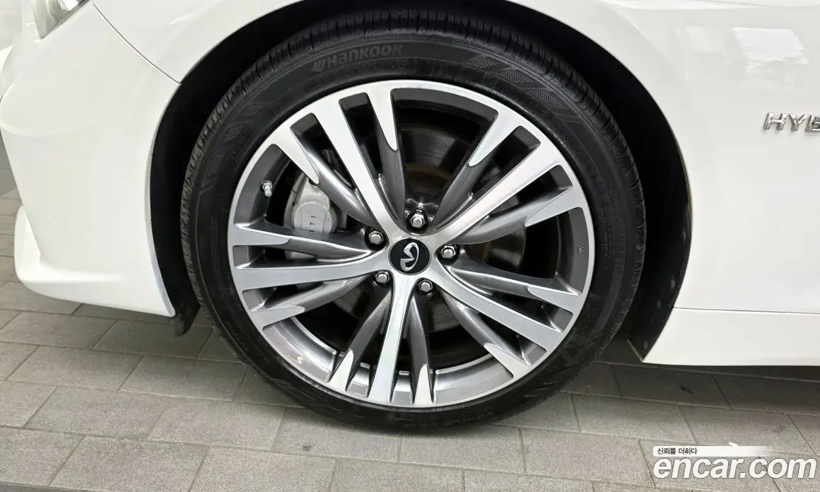 Infiniti Q50 2015 3.5 автомат (гидро), фото 5 Infiniti Q50 2015 3.5 автомат (гидро), фото 5