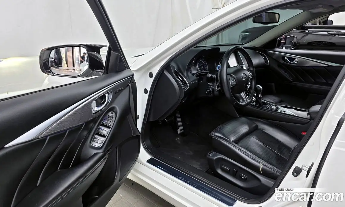 Infiniti Q50 2015 3.5 автомат (гидро), фото 10 Infiniti Q50 2015 3.5 автомат (гидро), фото 10
