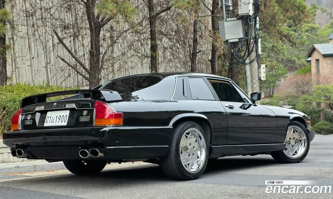 Jaguar XJR 1991 6.0 автомат (гидро), фото 2 Jaguar XJR 1991 6.0 автомат (гидро), фото 2