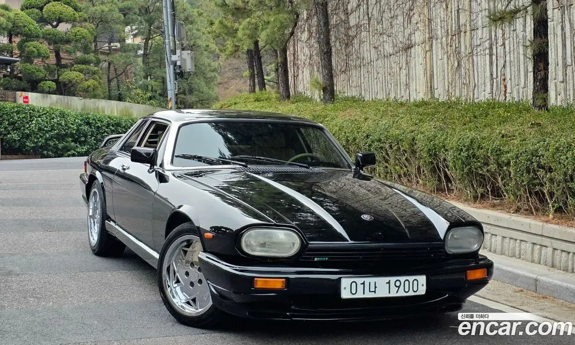 Jaguar XJR 1991 6.0 автомат (гидро), фото 3 Jaguar XJR 1991 6.0 автомат (гидро), фото 3