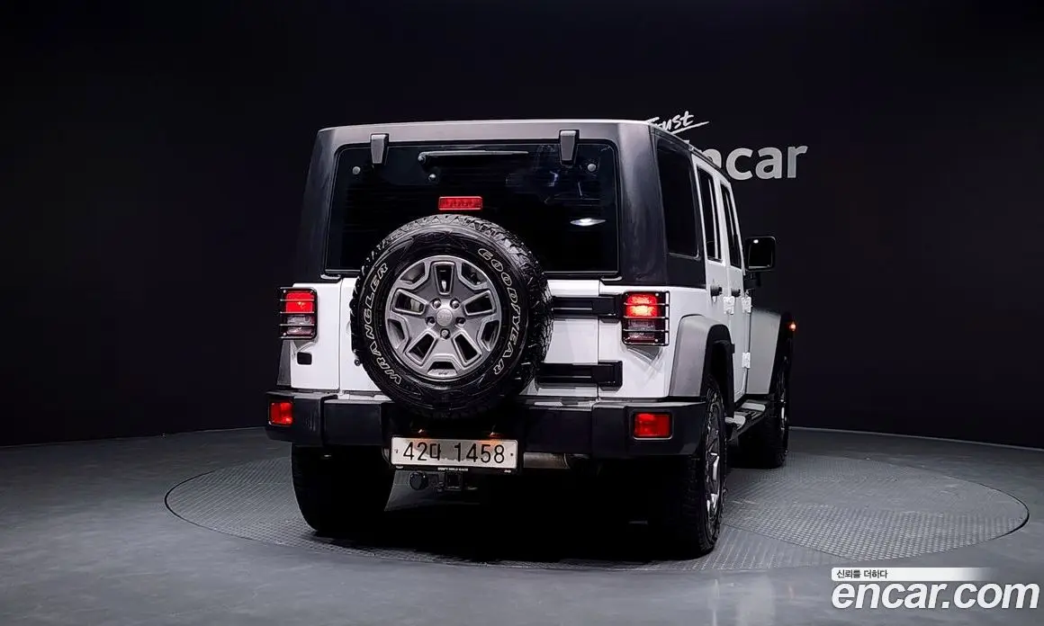 Jeep Wrangler 2017 3.6 автомат (гидро), фото 4 Jeep Wrangler 2017 3.6 автомат (гидро), фото 4
