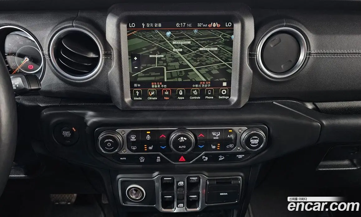 Jeep Wrangler 2018 2.0 автомат (гидро), фото 13 Jeep Wrangler 2018 2.0 автомат (гидро), фото 13