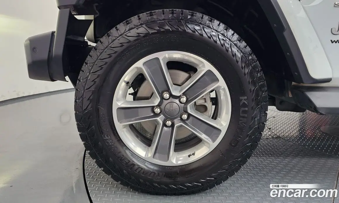 Jeep Wrangler 2018 2.0 автомат (гидро), фото 5 Jeep Wrangler 2018 2.0 автомат (гидро), фото 5