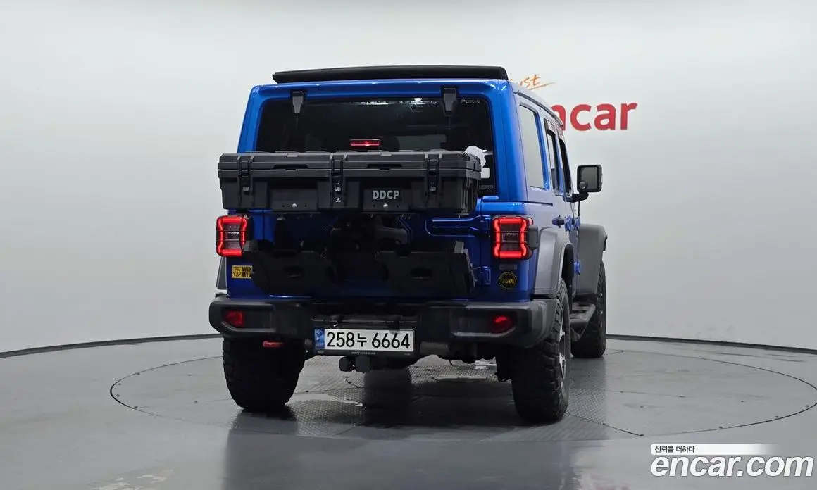 Jeep Wrangler 2021 2.0 автомат (гидро), фото 4 Jeep Wrangler 2021 2.0 автомат (гидро), фото 4