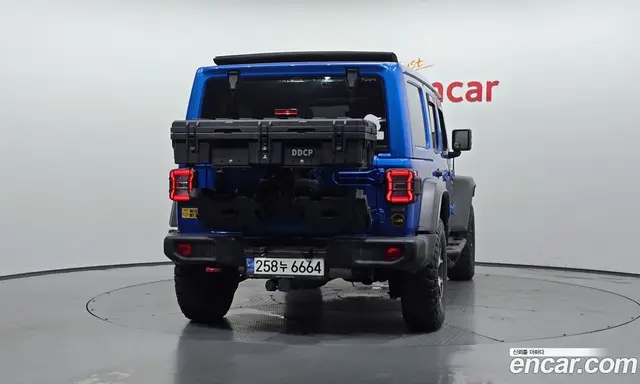 Jeep Wrangler 2021 2.0 автомат (гидро), миниатюра 4 Jeep Wrangler 2021 2.0 автомат (гидро), миниатюра 4