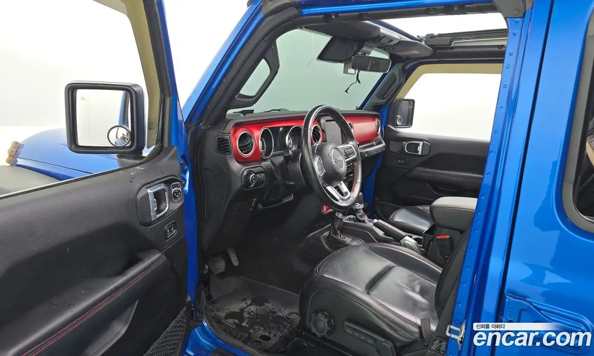 Jeep Wrangler 2021 2.0 автомат (гидро), фото 10 Jeep Wrangler 2021 2.0 автомат (гидро), фото 10