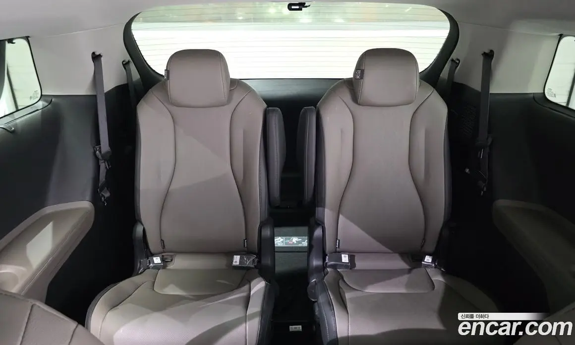 Kia Carnival 2025 3.5 автомат (гидро), фото 19